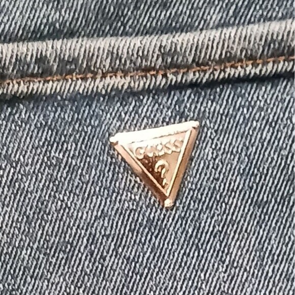 GUESS Denim Pencil Skirt -Size Lg -EUC $98 Retail - Picture 8 of 11